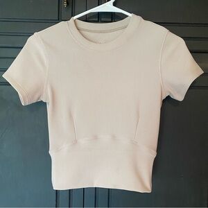 MOVE THEOLOGY Yoga top 🧘🏼‍♀️